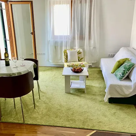 דירה With Parking Space - 24058 *