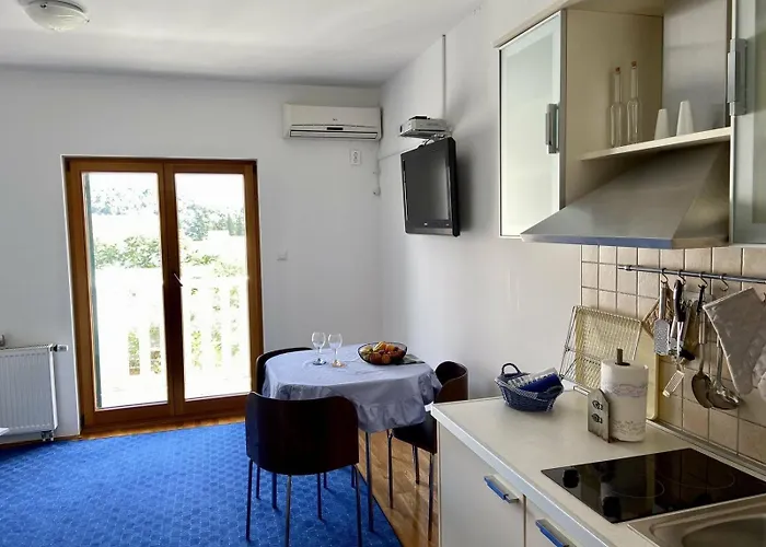 With Parking Space - 24058 Korčula